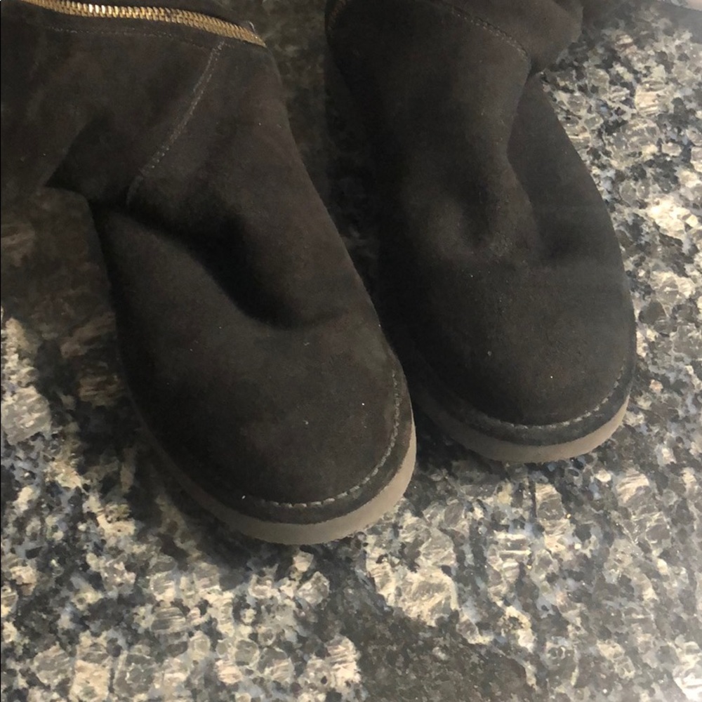 Black Uggs - image 7